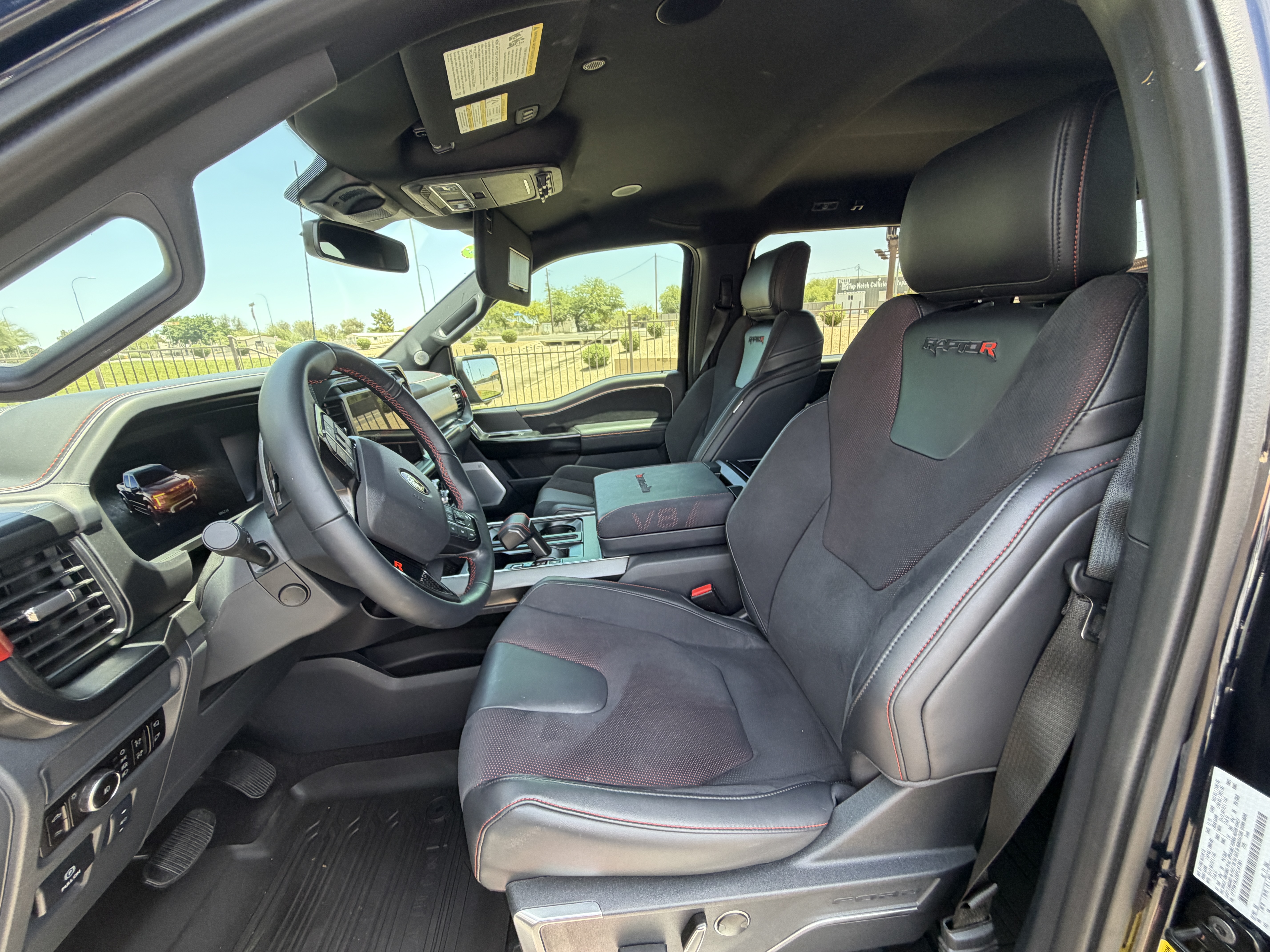 Used 2025 Ford F150 Raptor w/ Equipment Group 803A Raptor R AWD/4WD image 10