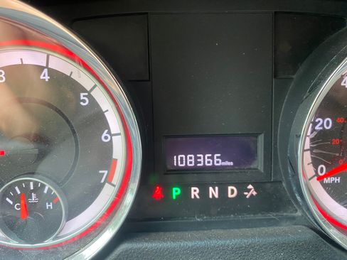 Used 2011 Dodge Grand Caravan Mainstreet w/ PWR Convenience Group FWD image 4