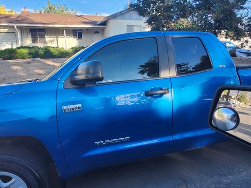 Used 2016 Toyota Tundra SR5 image 1