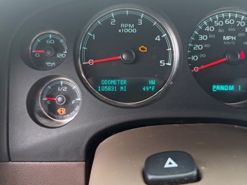 Used 2014 Chevrolet Silverado 2500 LTZ w/ LTZ Plus Package image 6