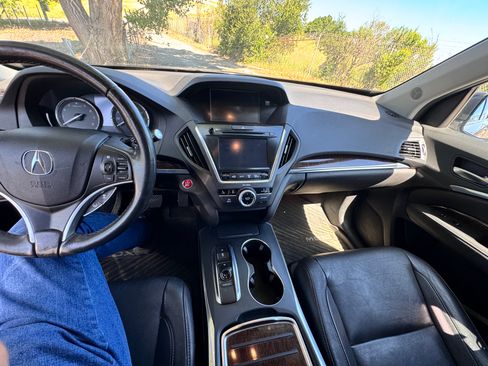 Used 2018 Acura MDX SH-AWD image 9