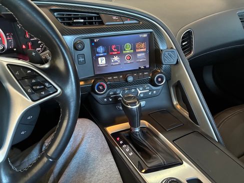 Used 2015 Chevrolet Corvette Stingray Convertible w/ 3LT Preferred Equipment Group image 9