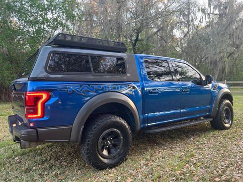 Used 2018 Ford F150 Raptor w/ Equipment Group 802A Luxury image 5