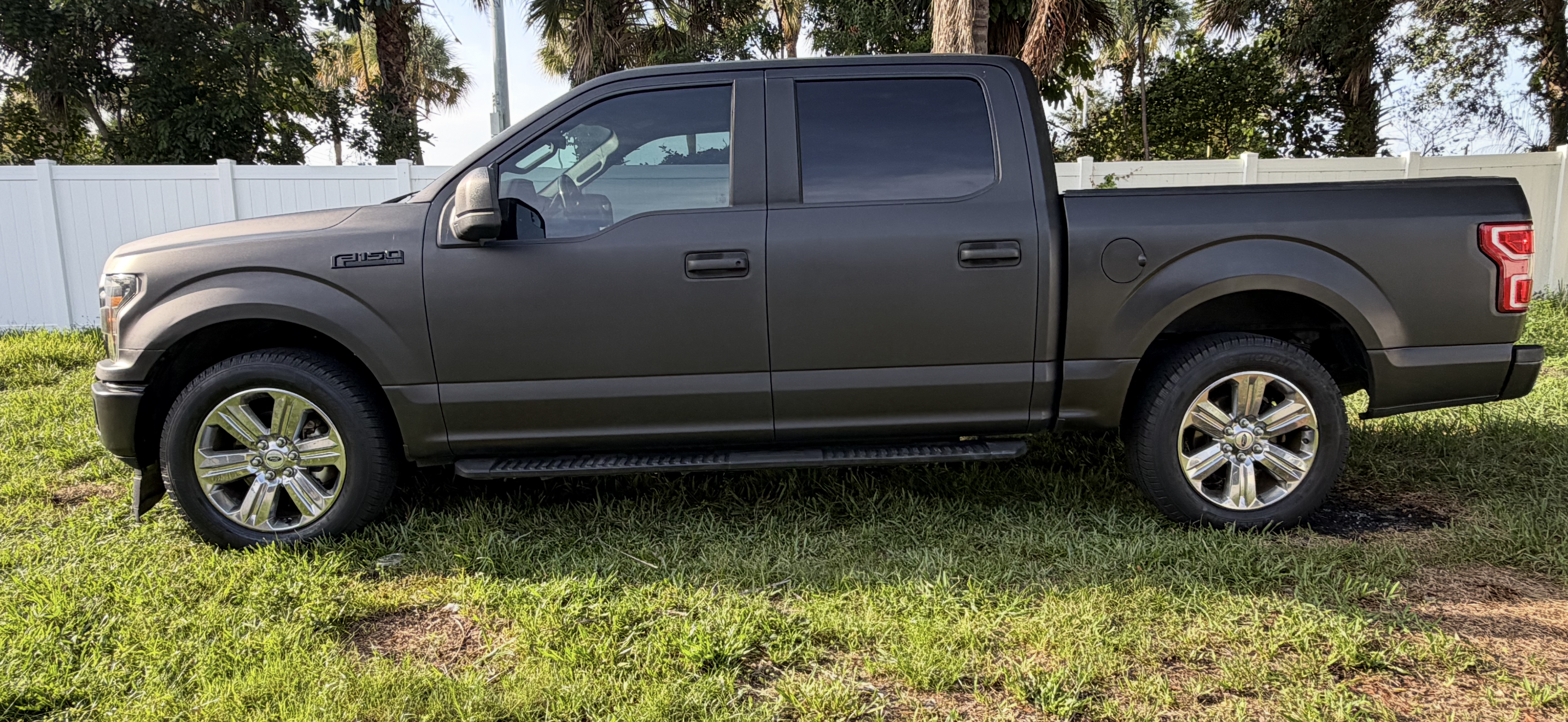 Used 2019 Ford F150 XL w/ Equipment Group 101A Mid RWD image 2