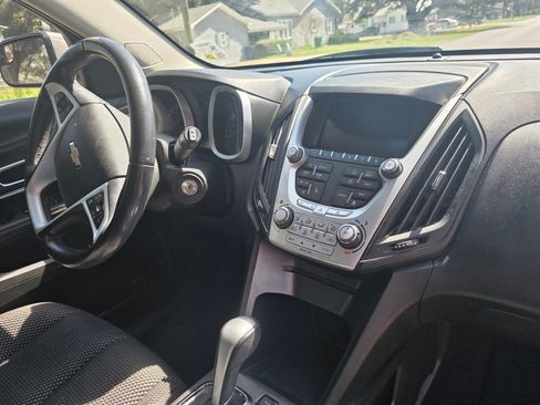 Used 2012 Chevrolet Equinox LT w/ Driver Convenience Package image 12