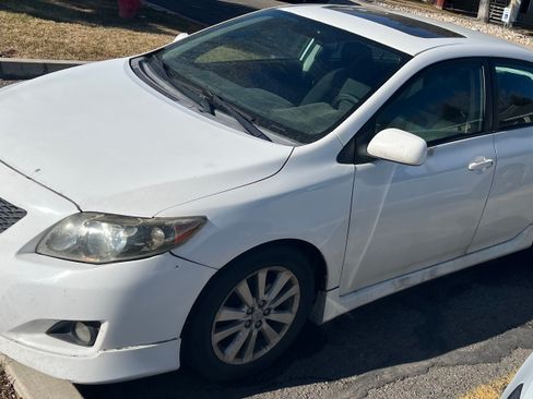 Used 2009 Toyota Corolla S image 1