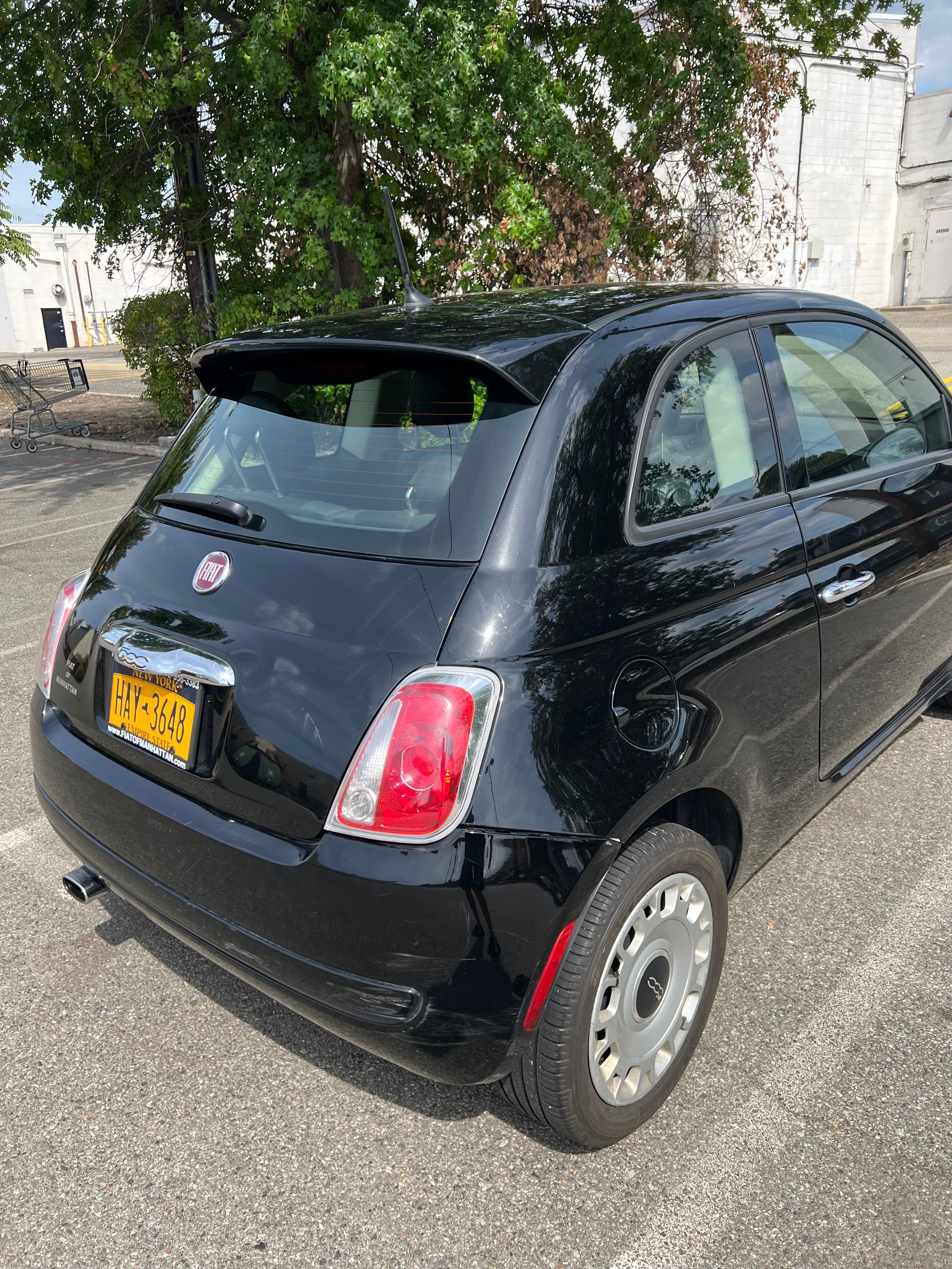 Used 2015 FIAT 500 Pop FWD image 4