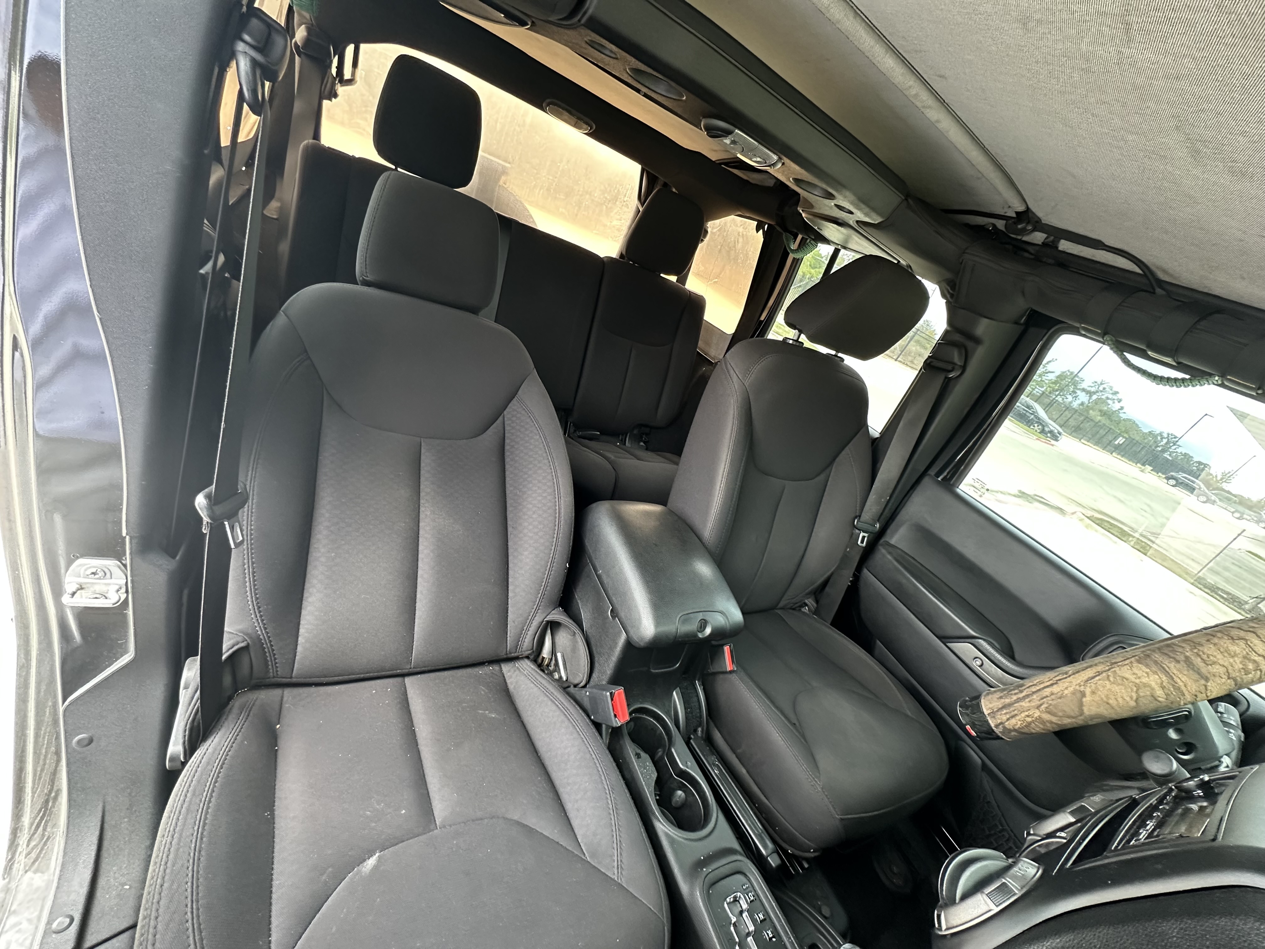 Used 2015 Jeep Wrangler Unlimited Sport w/ Quick Order Package 24S AWD/4WD image 5