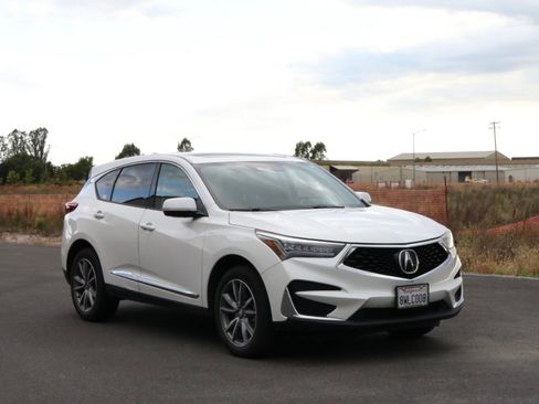 Used 2021 Acura RDX FWD w/ Technology Package image 2