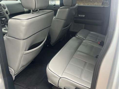 Used 2007 Lincoln Mark LT 2WD image 6