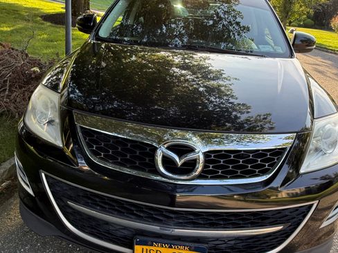 Used 2010 MAZDA CX-9 Grand Touring w/ Moonroof & Bose Audio Pkg AWD/4WD image 11