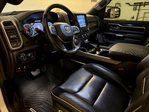 Used 2020 RAM 1500 Laramie w/ Sport Appearance Package image 10