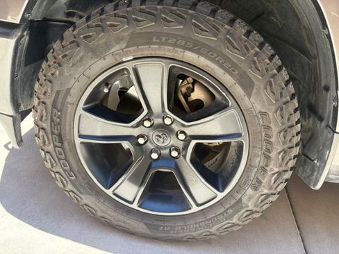 Used 2024 RAM 1500 Big Horn AWD/4WD image 14