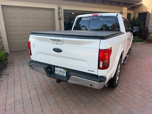 Used 2020 Ford F150 Lariat w/ Equipment Group 502A Luxury RWD image 4