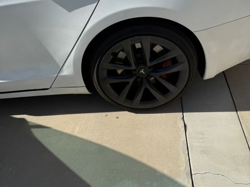 Used 2017 Tesla Model S 75 image 18