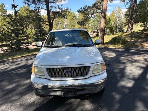 Used 2003 Ford F150 Lariat image 4