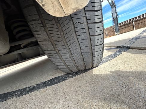 Used 2018 BMW 330e image 9