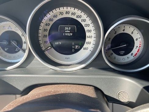 Used 2016 Mercedes-Benz E 350 Sedan image 12