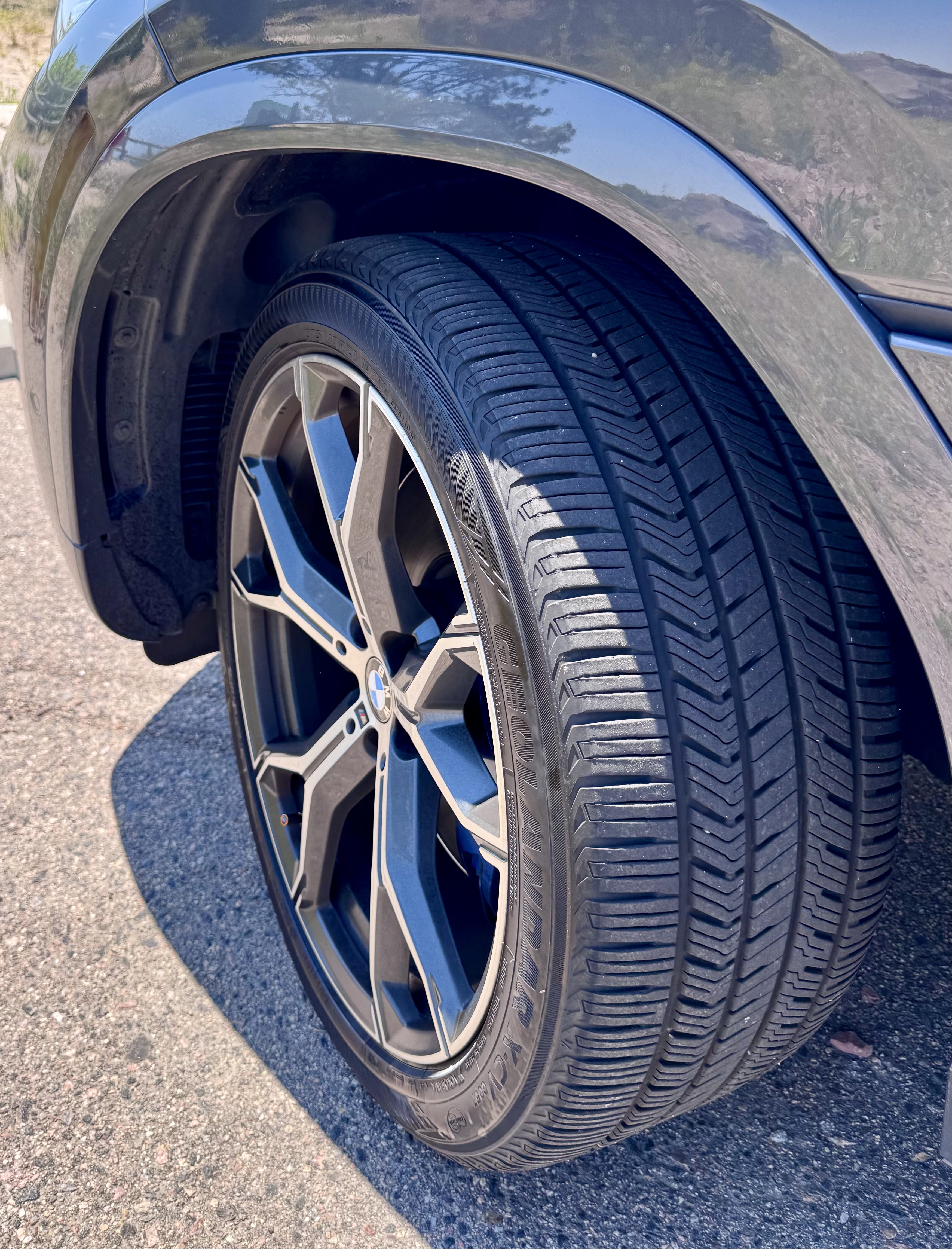 Used 2021 BMW X6 M50i AWD/4WD image 4
