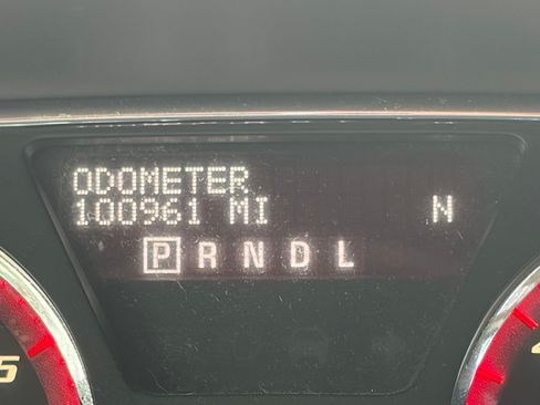 Used 2017 GMC Acadia Limited SLT image 11