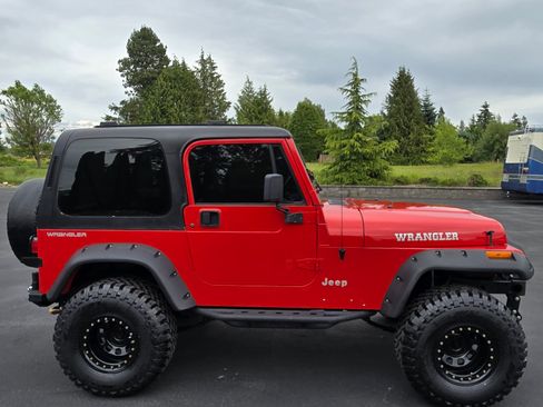 Used 1995 Jeep Wrangler Rio Grande AWD/4WD image 4