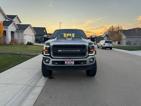 Used 2015 Ford F350 Lariat w/ Lariat Ultimate Package image 5