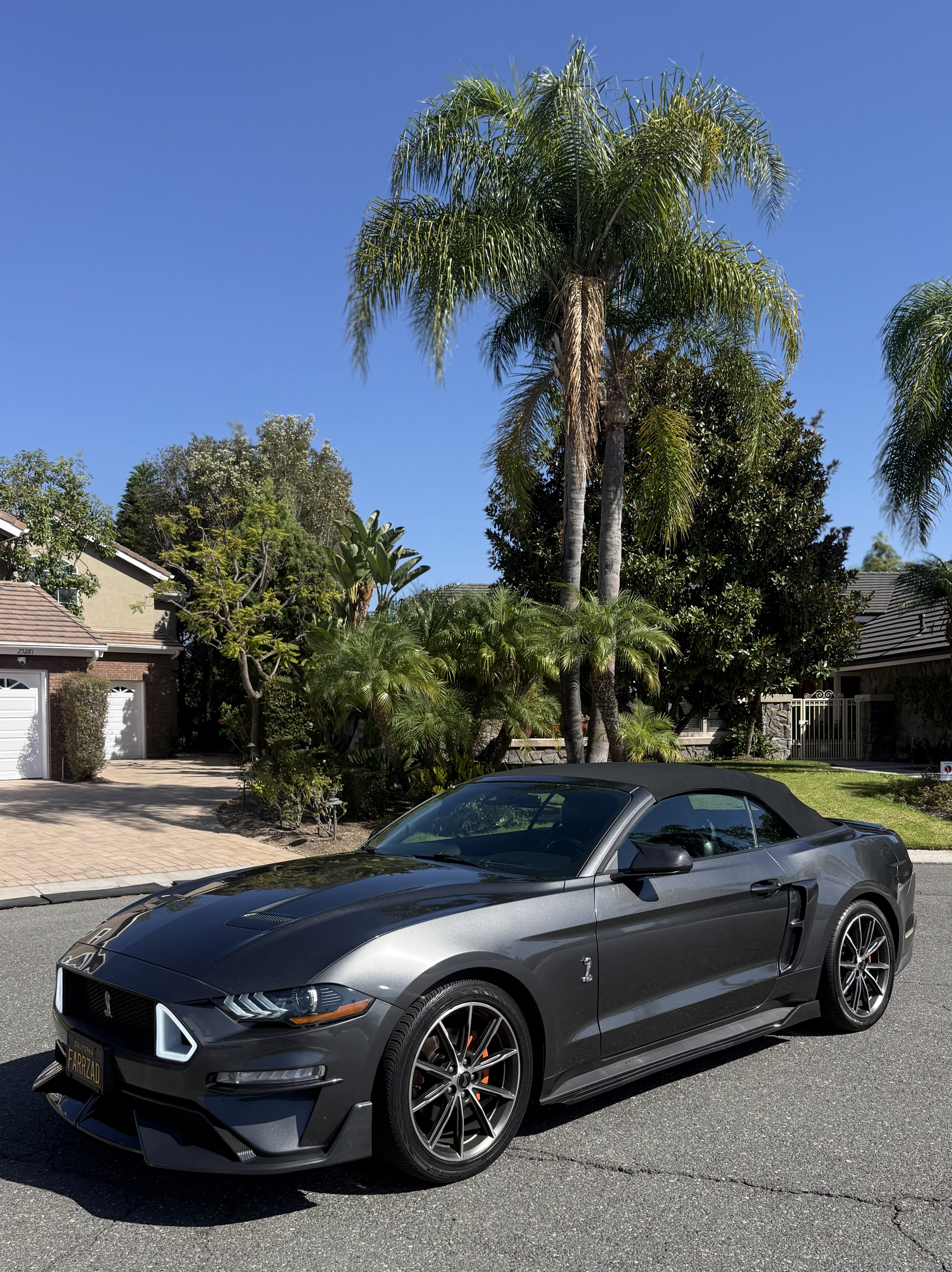 Used 2019 Ford Mustang Premium w/ Equipment Group 201A RWD image 27