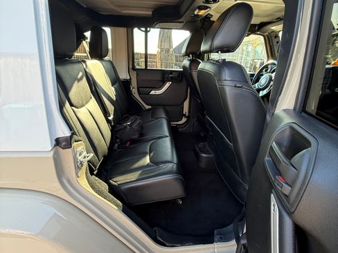 Used 2017 Jeep Wrangler Unlimited Sahara w/ Quick Order Package 24E Chief image 5