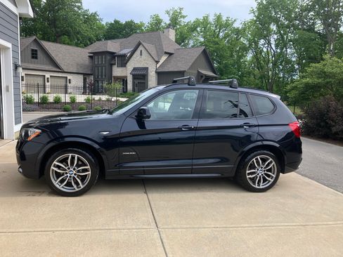 Used 2017 BMW X3 xDrive28i AWD/4WD image 1