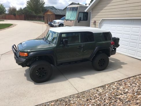 Used 2010 Toyota FJ Cruiser 4WD image 20