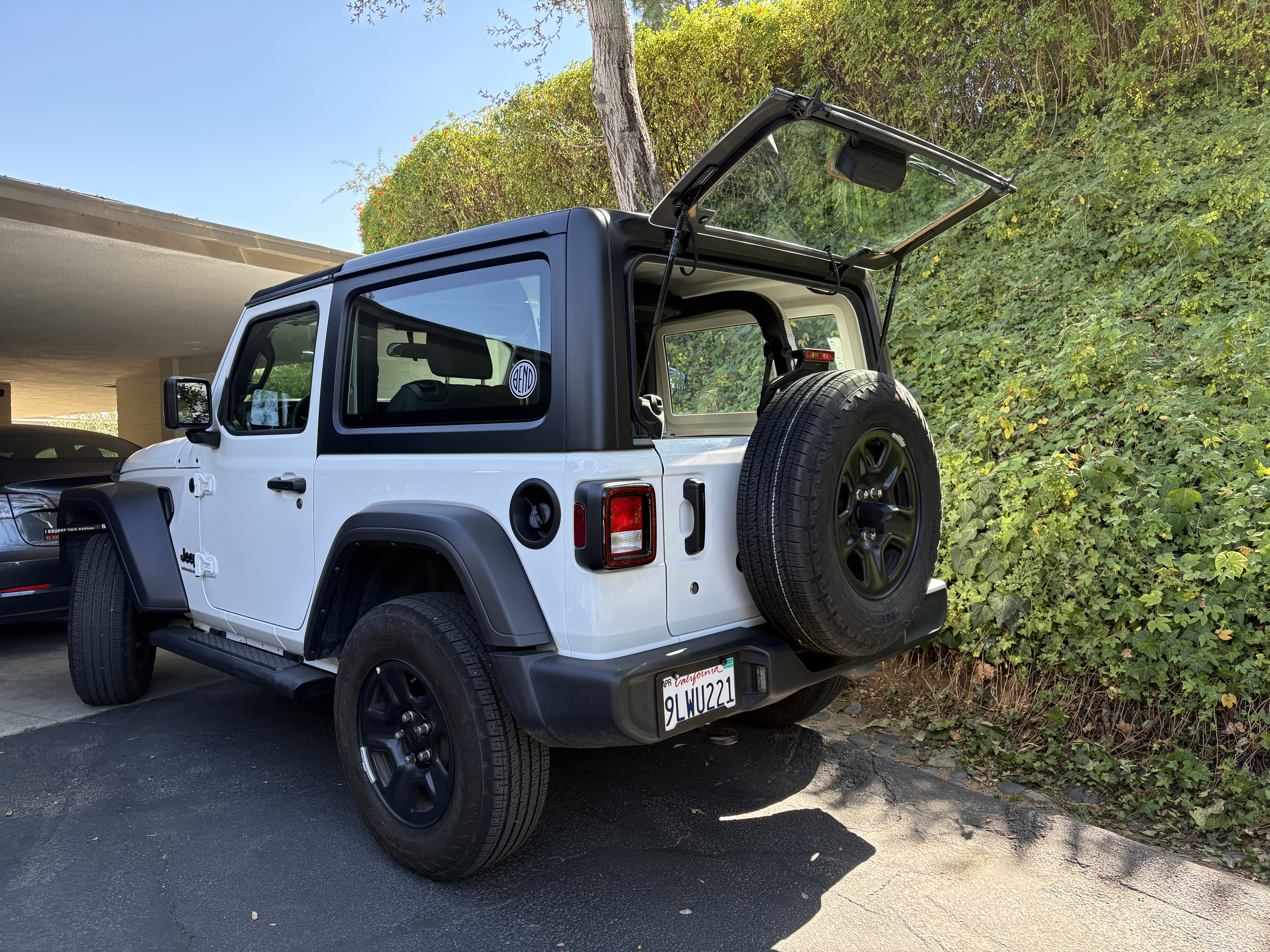 Used 2024 Jeep Wrangler Sport AWD/4WD image 12