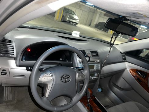 Used 2009 Toyota Camry XLE image 15