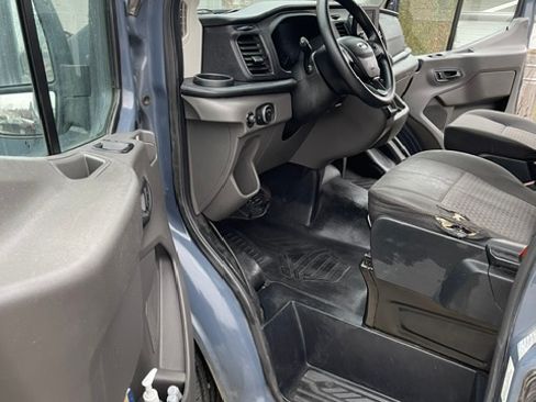 Used 2020 Ford Transit 250 148 High Roof Extended RWD image 5