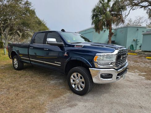 Used 2021 RAM 3500 Limited image 8