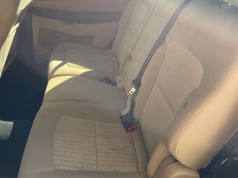 Used 2017 Ford Explorer FWD image 15