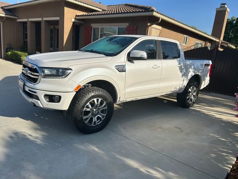 Used 2020 Ford Ranger Lariat w/ FX4 Off-Road Package AWD/4WD image 2