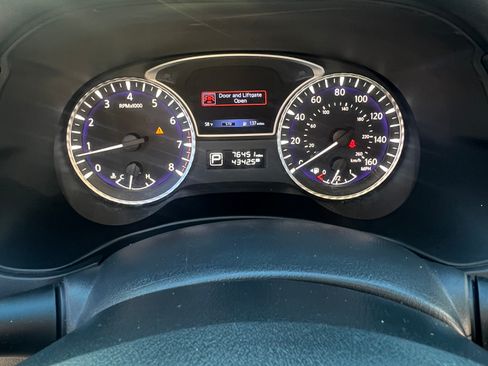 Used 2019 INFINITI QX60 Pure image 9