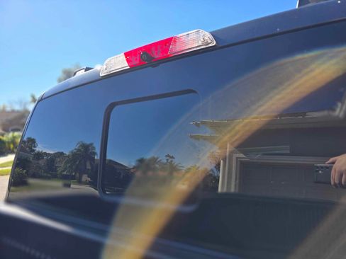 Used 2022 Ford F150 Platinum w/ Trailer Tow Package image 9