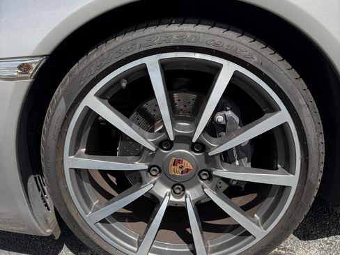 Used 2013 Porsche 911 GT3 RS image 26