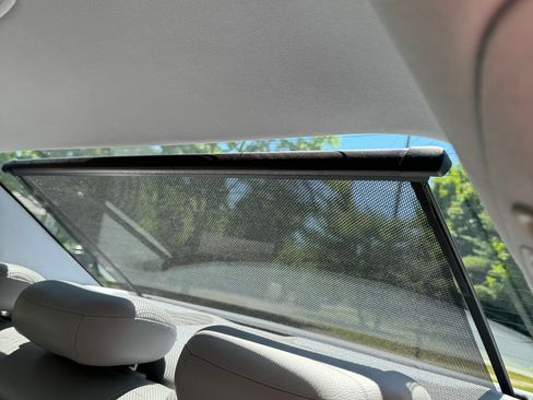 Used 2002 Mercedes-Benz C 240 Sedan image 17