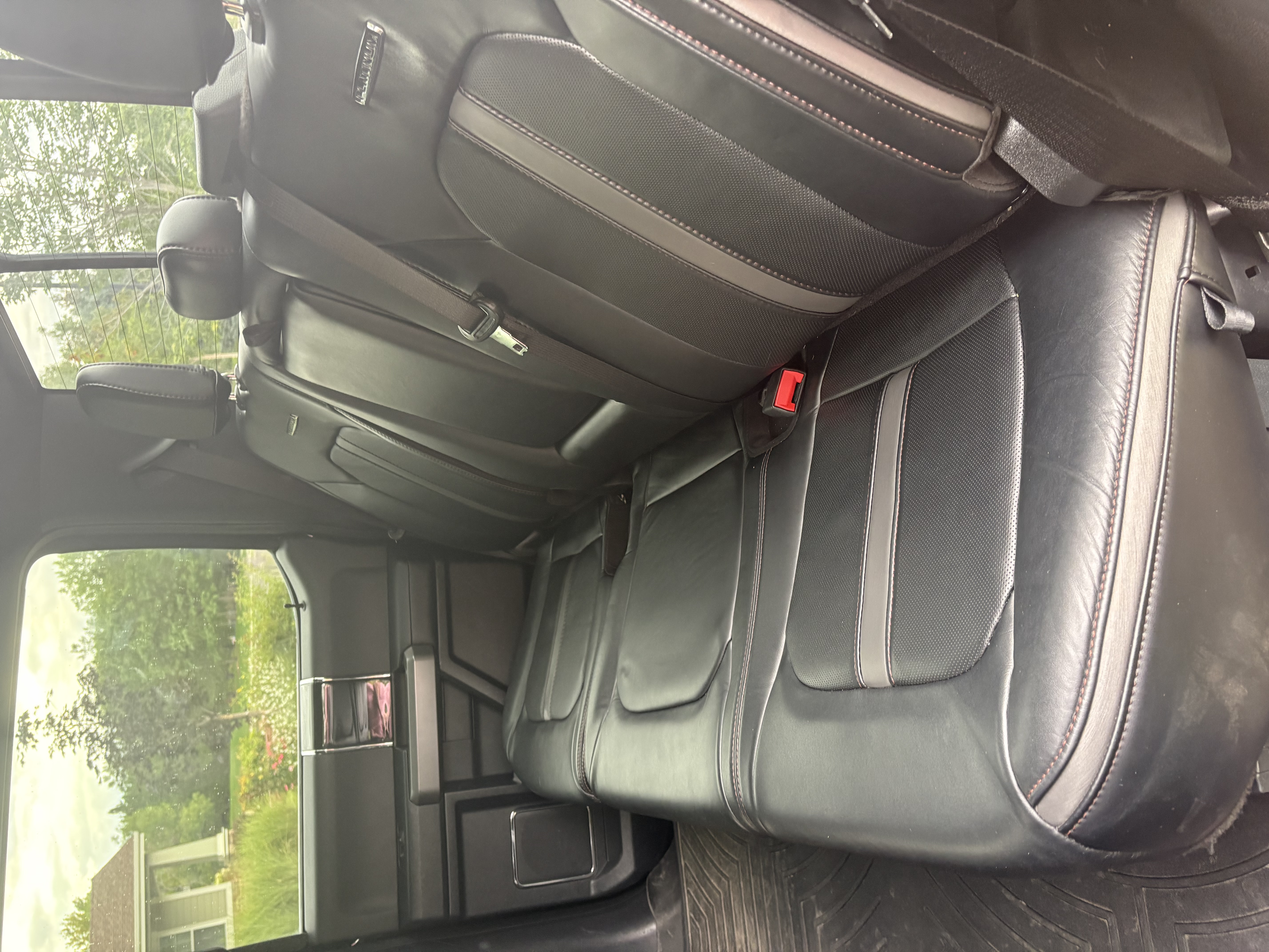 Used 2020 Ford F350 Platinum AWD/4WD image 8