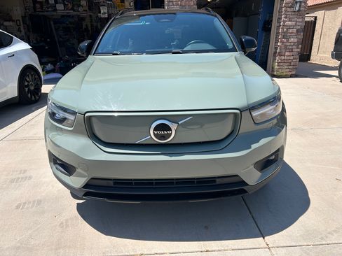Used 2022 Volvo XC40 P8 Recharge Ultimate AWD/4WD image 6