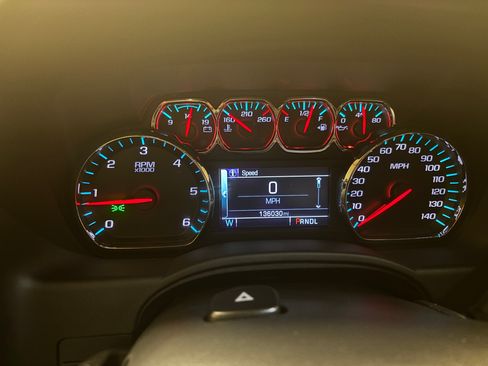 Used 2019 Chevrolet Tahoe LT image 12