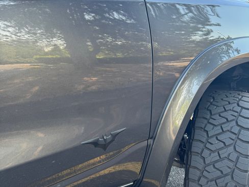 Used 2025 RAM 1500 Big Horn AWD/4WD image 5