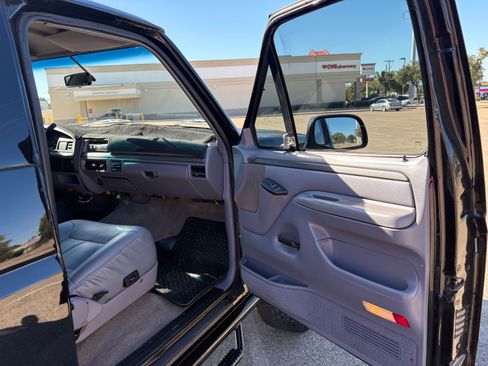Used 1994 Ford Bronco AWD/4WD image 9