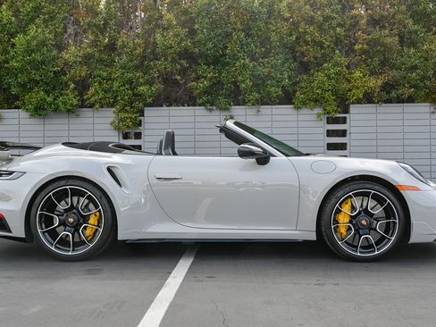 Used 2021 Porsche 911 Turbo S image 11