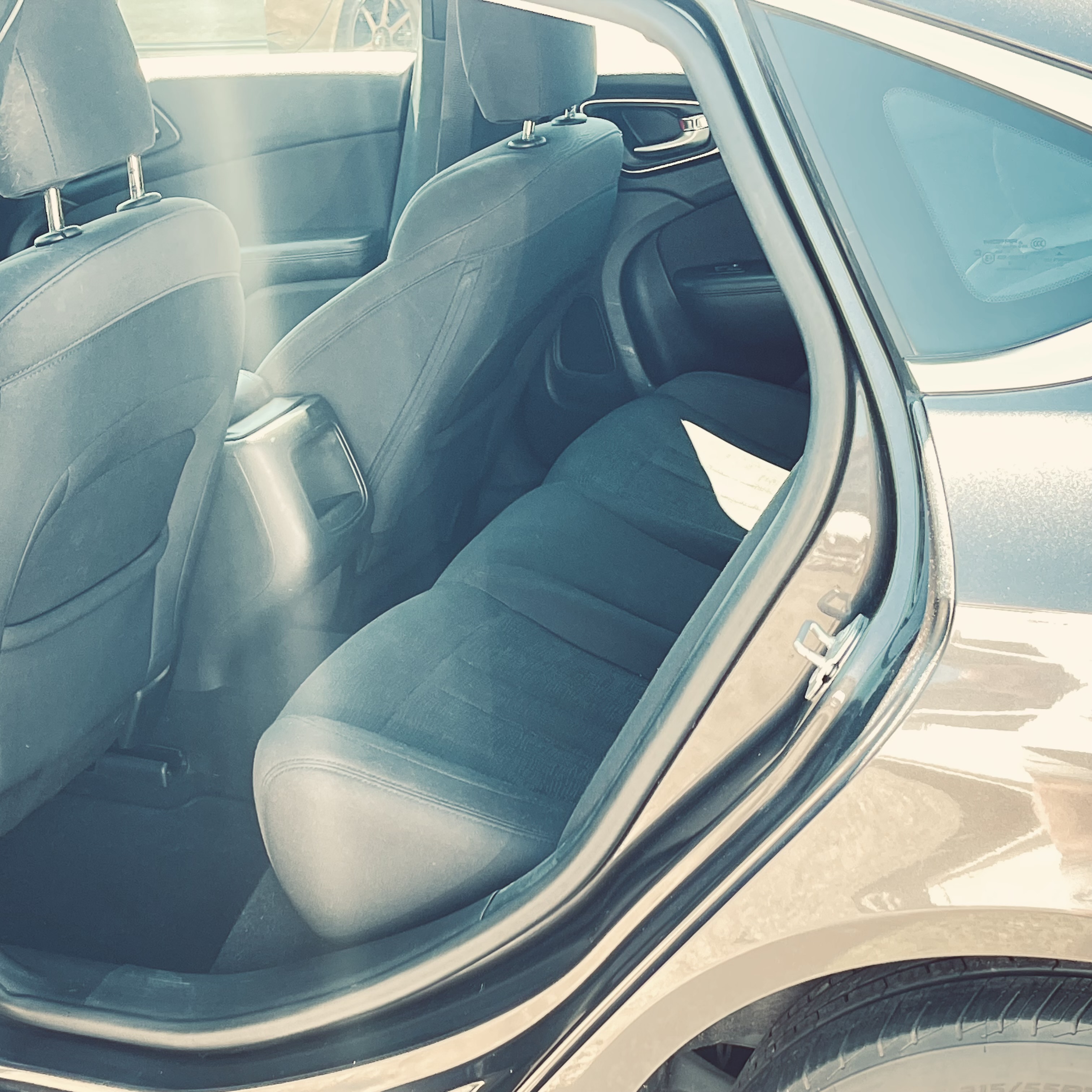 Used 2016 Chrysler 200 Limited w/ Anniversary Edition FWD image 29