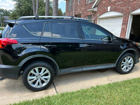 Used 2013 Toyota RAV4 Limited AWD/4WD image 6