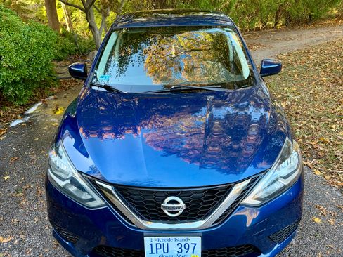 Used 2016 Nissan Sentra SV w/ Style Package image 12