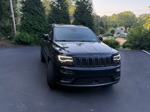 Used 2018 Jeep Grand Cherokee High Altitude AWD/4WD image 2